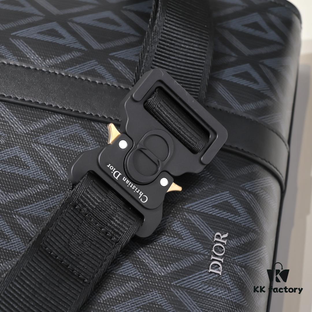 692f1044db12d2ebc1fae8b4 Dior Latest Men's Briefcase/Handbag from Official Counter - Hit the Road Series, Black CD Diamond Canvas with Signature Straps, Spacious Design, Model D8009