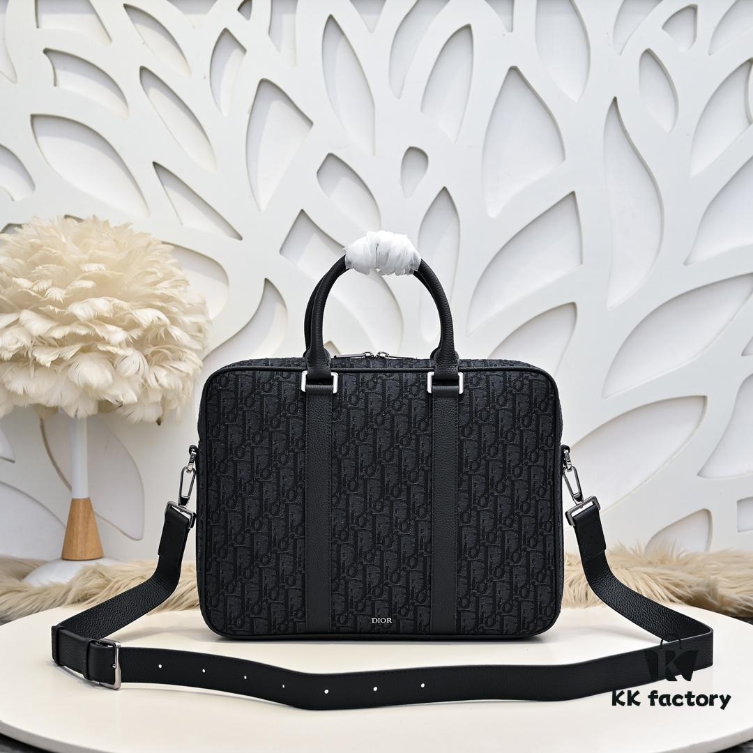 692f10c74ecd253cf1078bbd Dior Latest Men's Briefcase from Official Counter - Website Synchronized, Original Quality