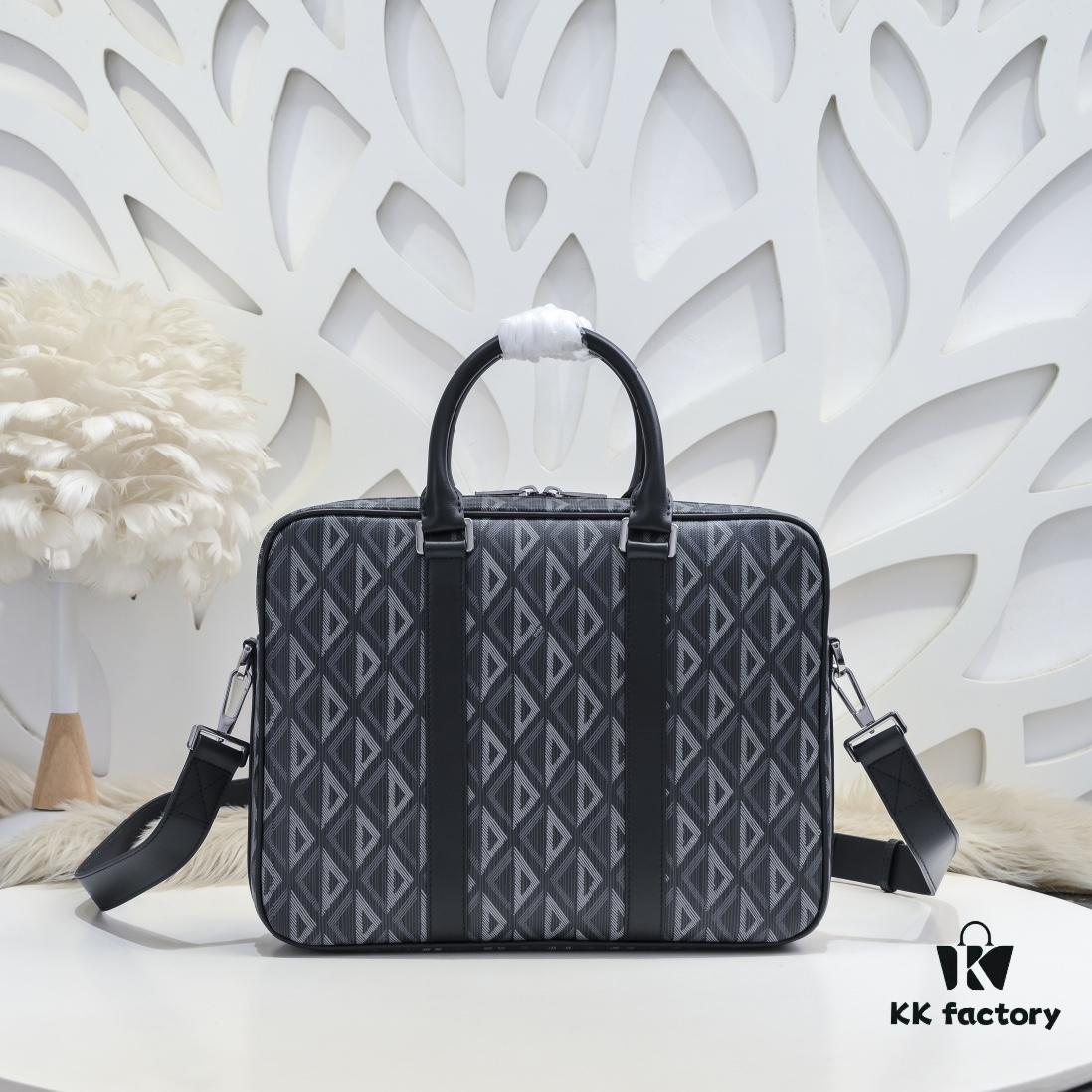 692f10cd4ecd253cf1078bc7 Dior Latest Men's Briefcase/Handbag Hit the Road Series