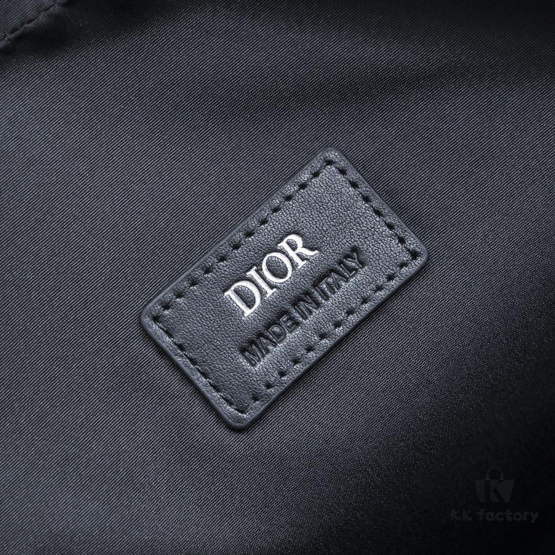 692f10d14ecd253cf1078bd2 Dior Latest Men's Briefcase/Handbag Hit the Road Series