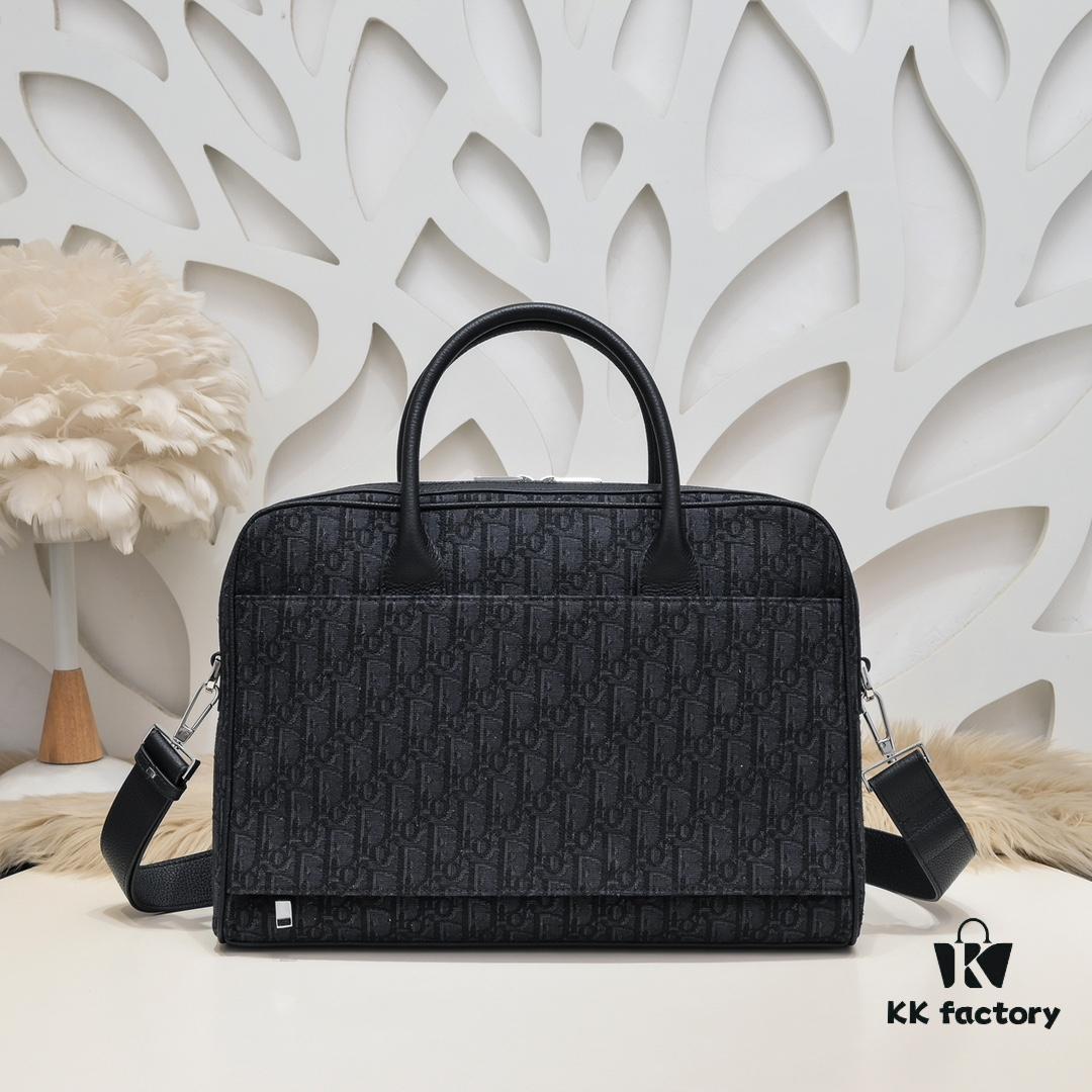 692f10e04ecd253cf1078bf2 Dior Latest Men's Briefcase from Official Counter - Website Synchronized, Original Quality