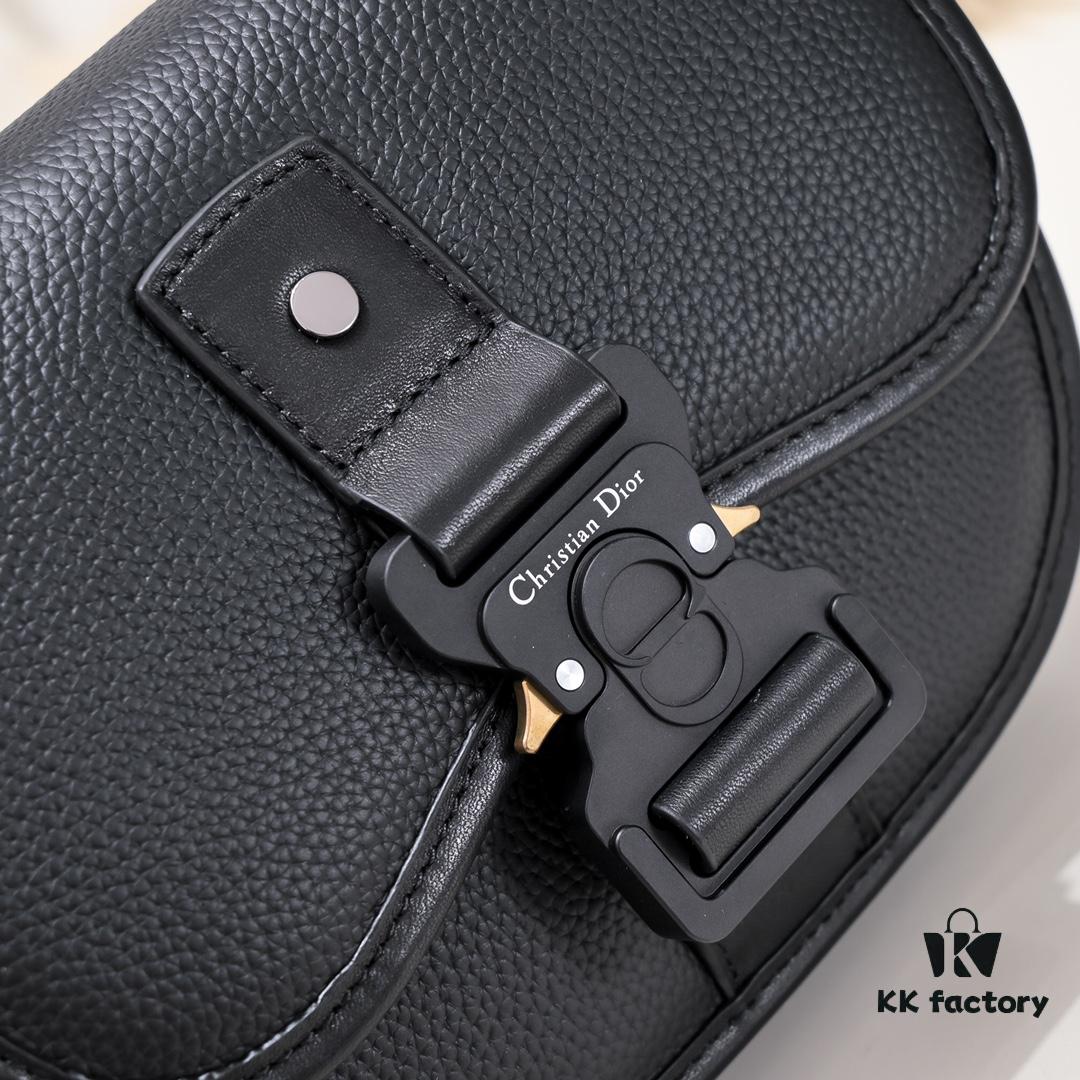 692f10ec4ecd253cf1078c0d Dior Latest Men's Messenger Bag / Shoulder Bag - Full Leather Gallop Style D9674
