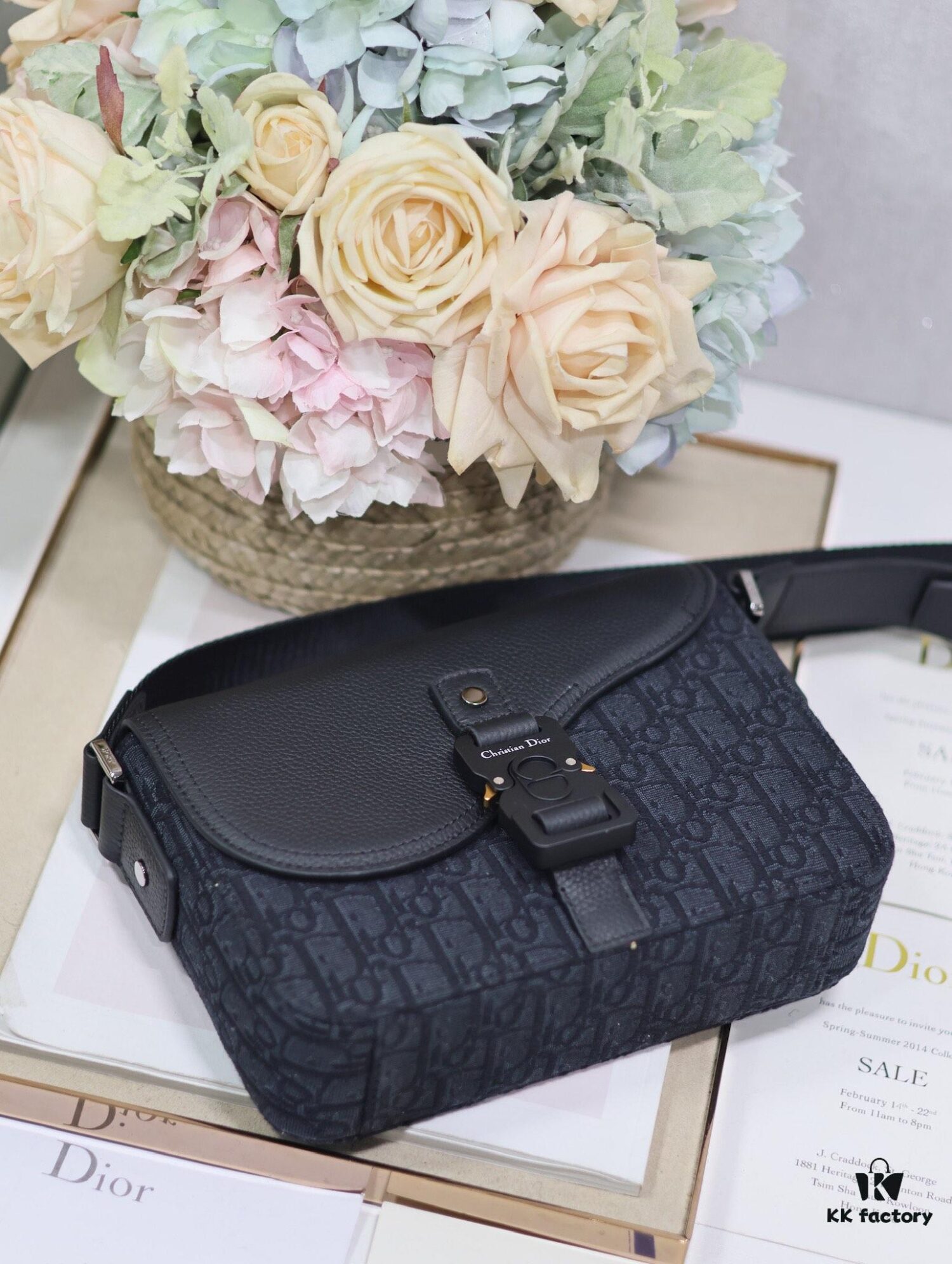 692f11124ecd253cf1078c56 Small Men's Saddle Flap Messenger Bag in Black Fabric