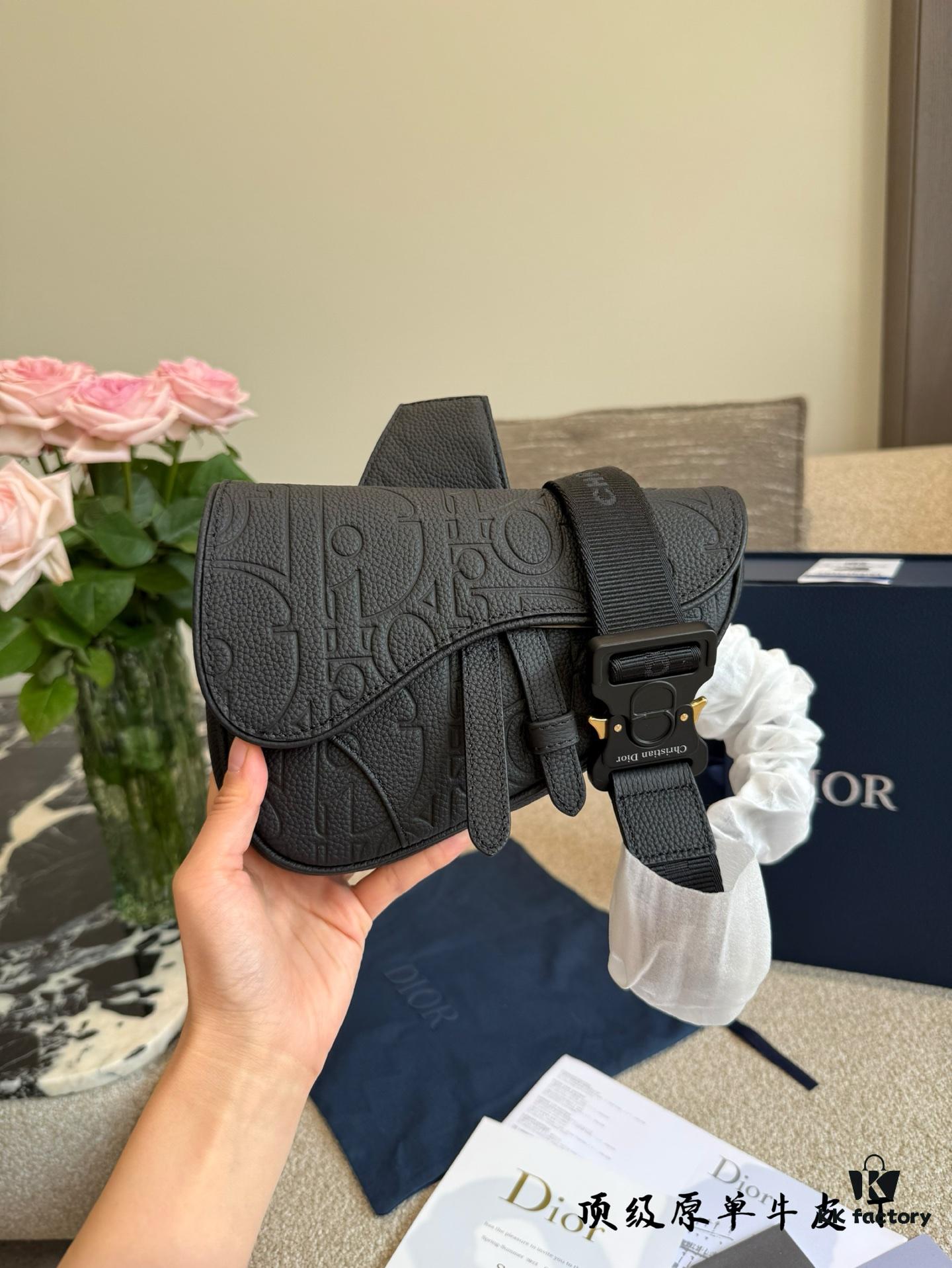 692f112d4ecd253cf1078c86 Top Quality Original Dior Men's Bag – A Symbol of Exceptional Taste