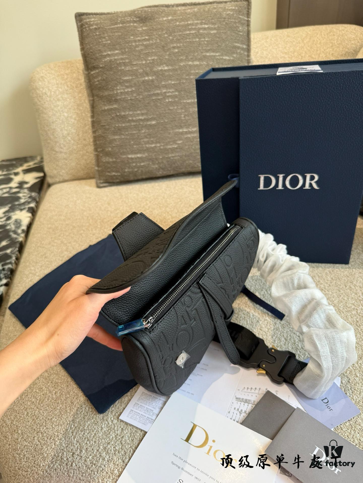 692f11304ecd253cf1078c8b Top Quality Original Dior Men's Bag – A Symbol of Exceptional Taste