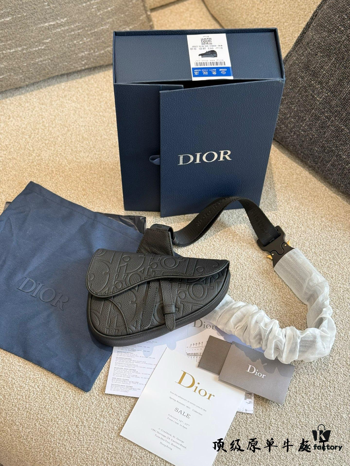 692f11314ecd253cf1078c8e Top Quality Original Dior Men's Bag – A Symbol of Exceptional Taste