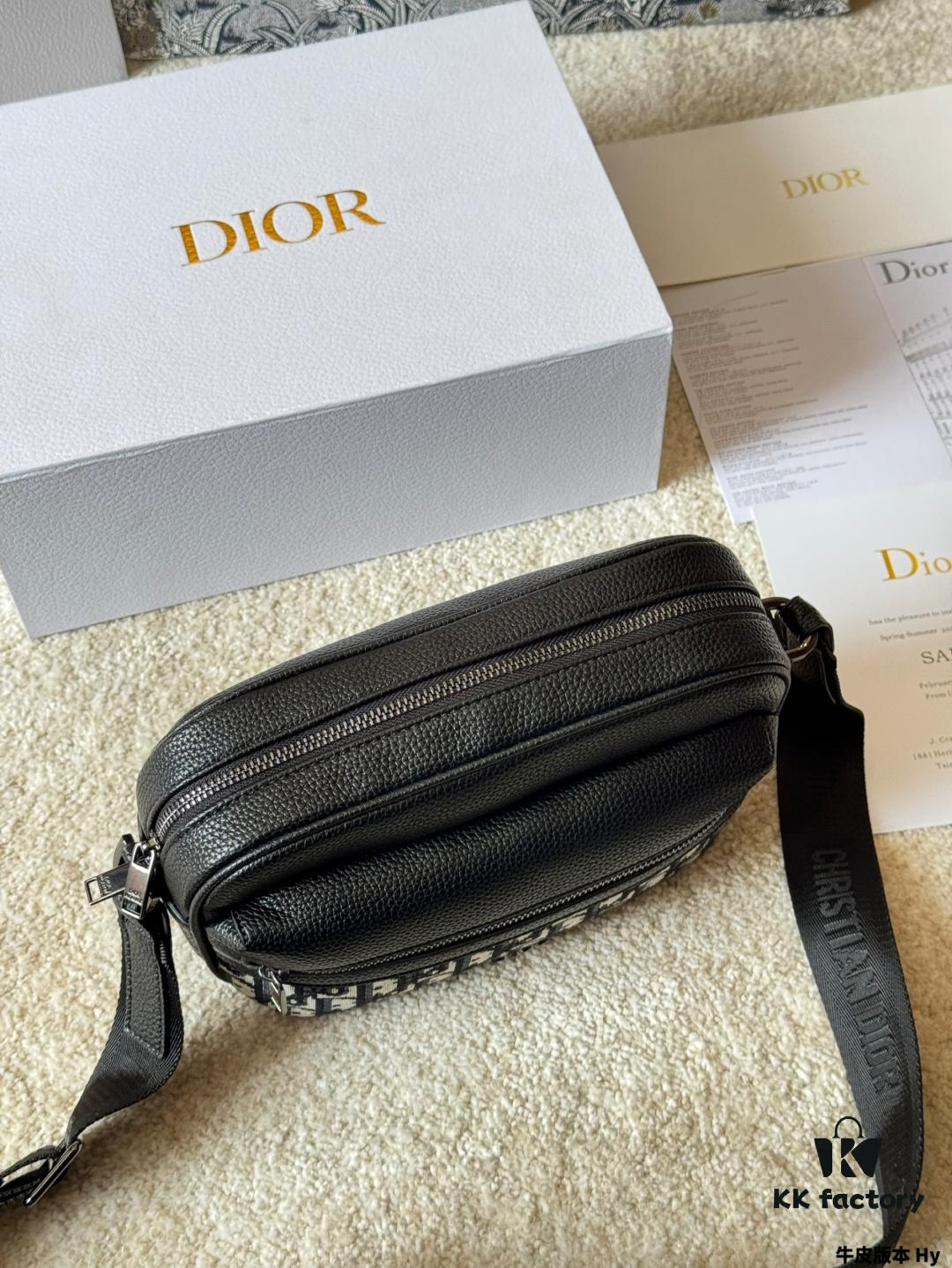 692f11474ecd253cf1078cb6 Genuine Leather Version DIOR Men's Messenger Bag