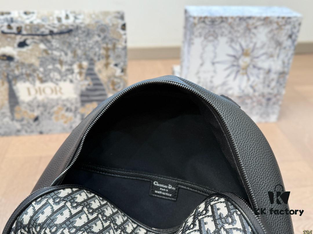 692f11554ecd253cf1078cd3 Dior Men's Backpack