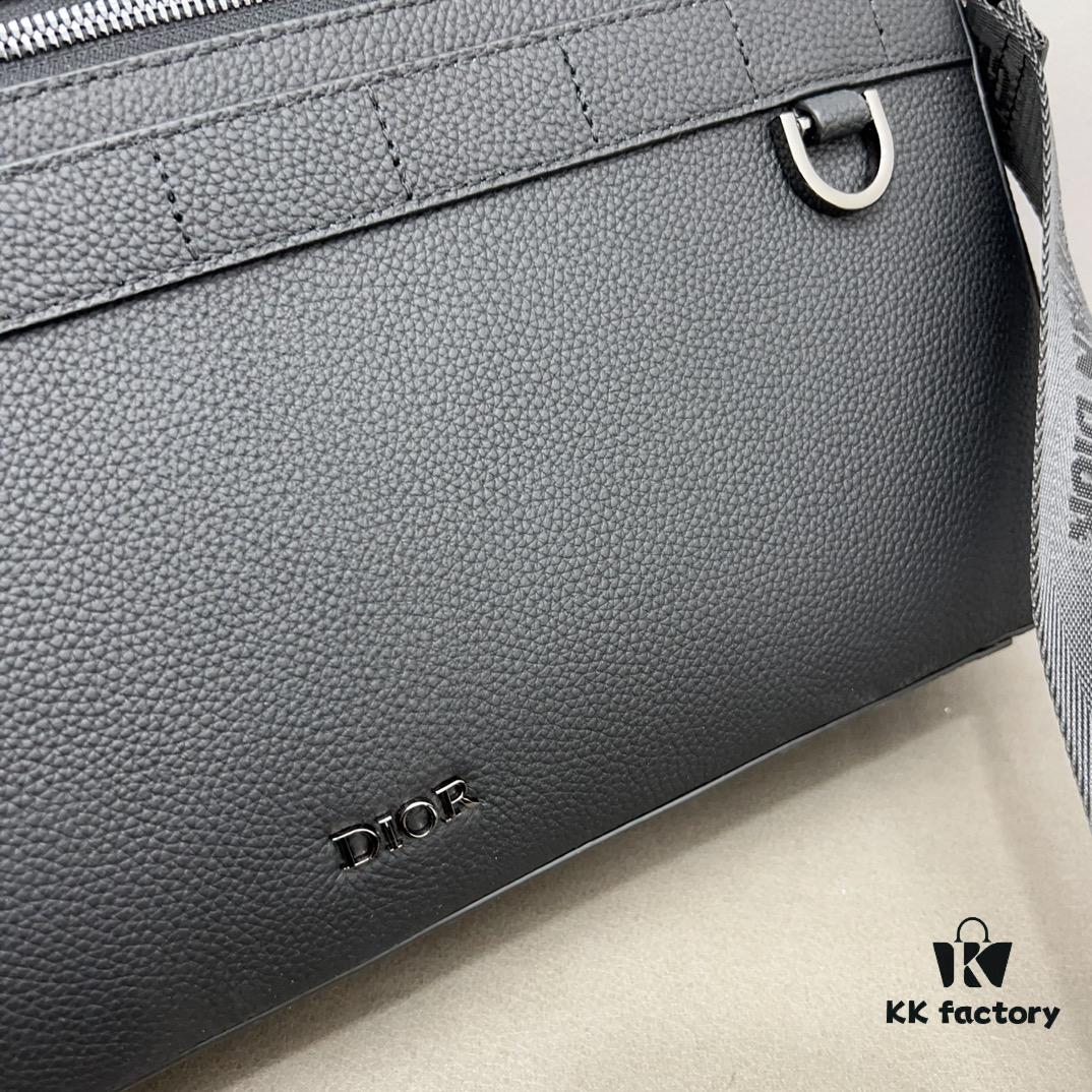 692f116c4ecd253cf1078d0a Dior Men's Leather Briefcase Laptop Bag Crossbody Handbag with Exquisite Inlay Craftsmanship, Classic and Versatile Design, Original Factory Material, High-End Quality, Includes Dust Bag, 38 x 27 cm