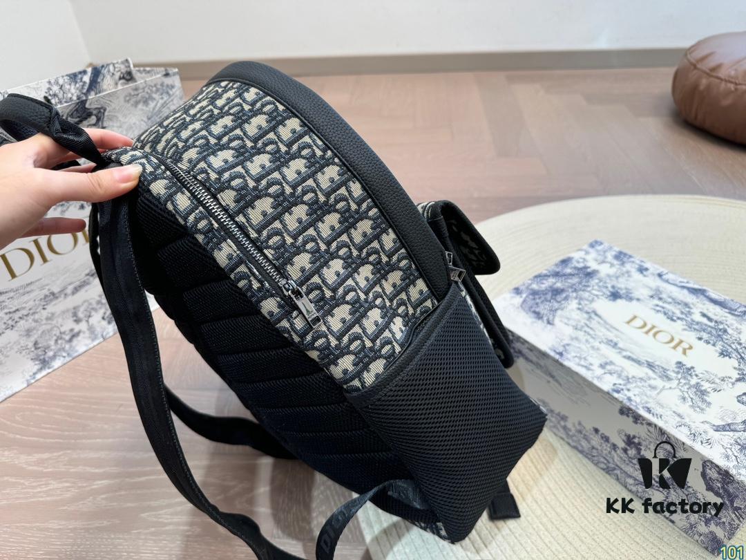 692f116d4ecd253cf1078d0e Dior Men's Backpack