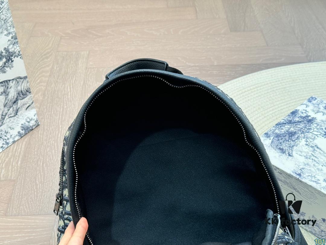 692f116f4ecd253cf1078d13 Dior Men's Backpack
