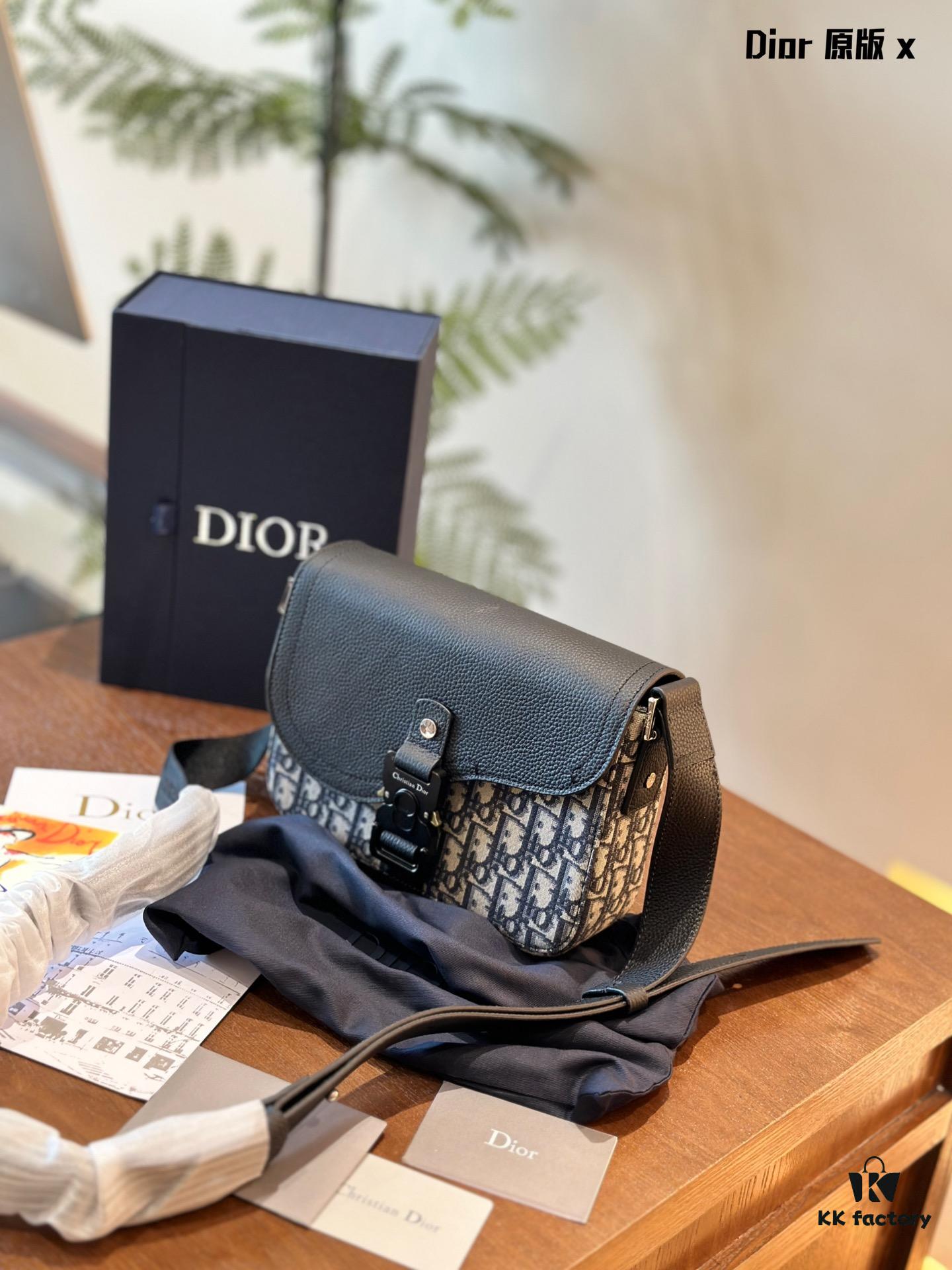 692f117a4ecd253cf1078d2d Full Leather with Vintage Pattern - Dior New Men's Saddle Messenger Bag