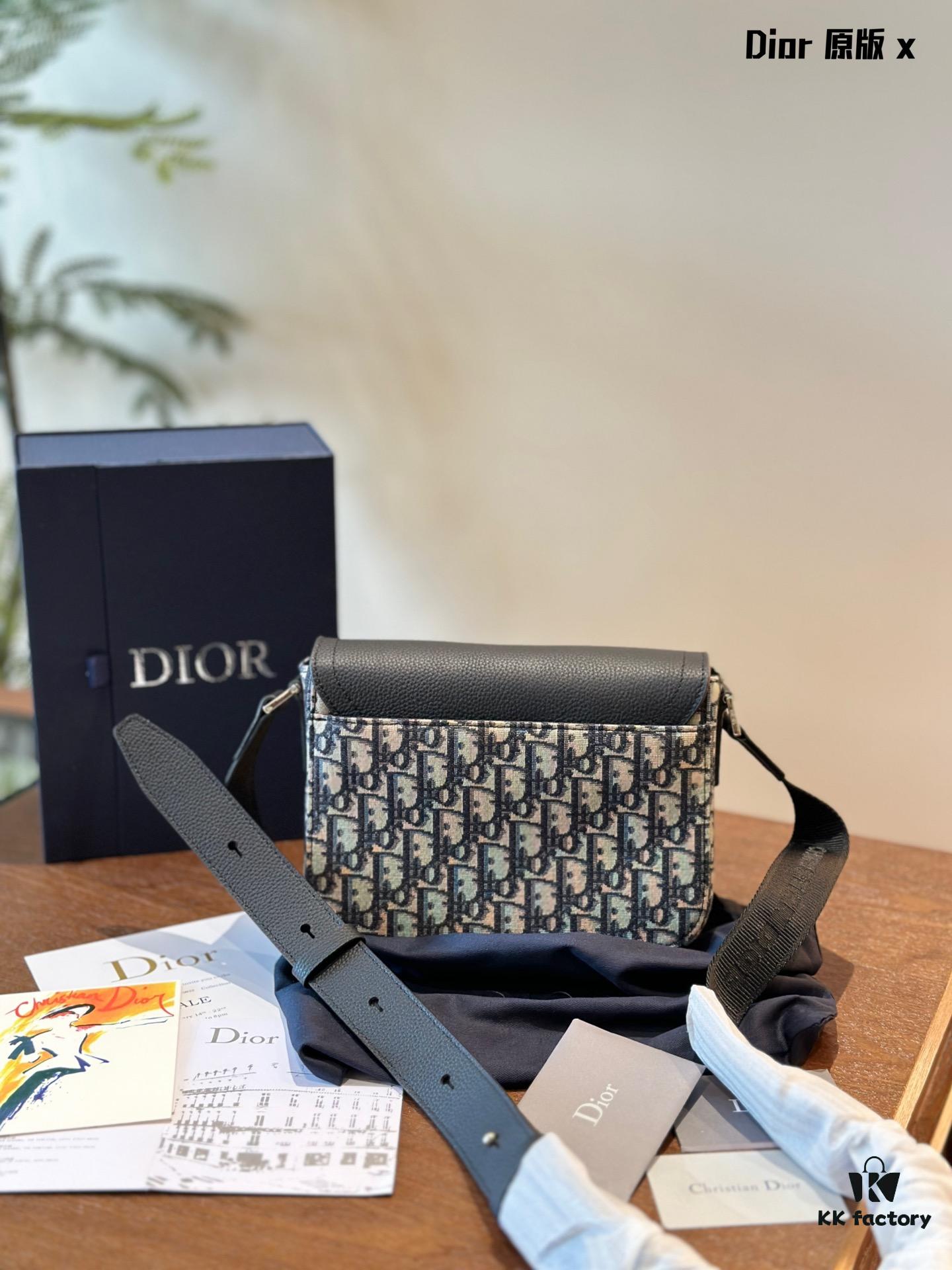 692f117b4ecd253cf1078d30 Full Leather with Vintage Pattern - Dior New Men's Saddle Messenger Bag
