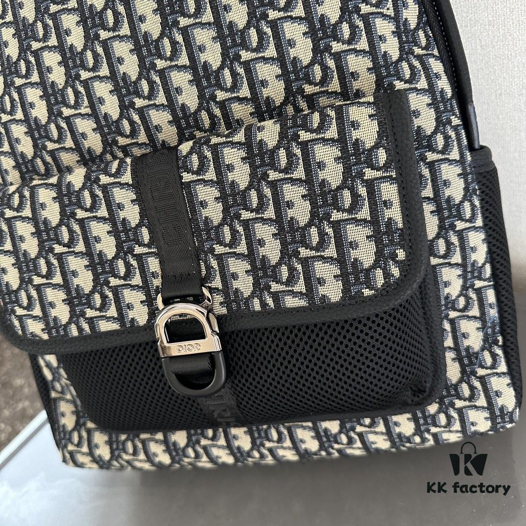 692f11884ecd253cf1078d4c Dior Men's Backpack