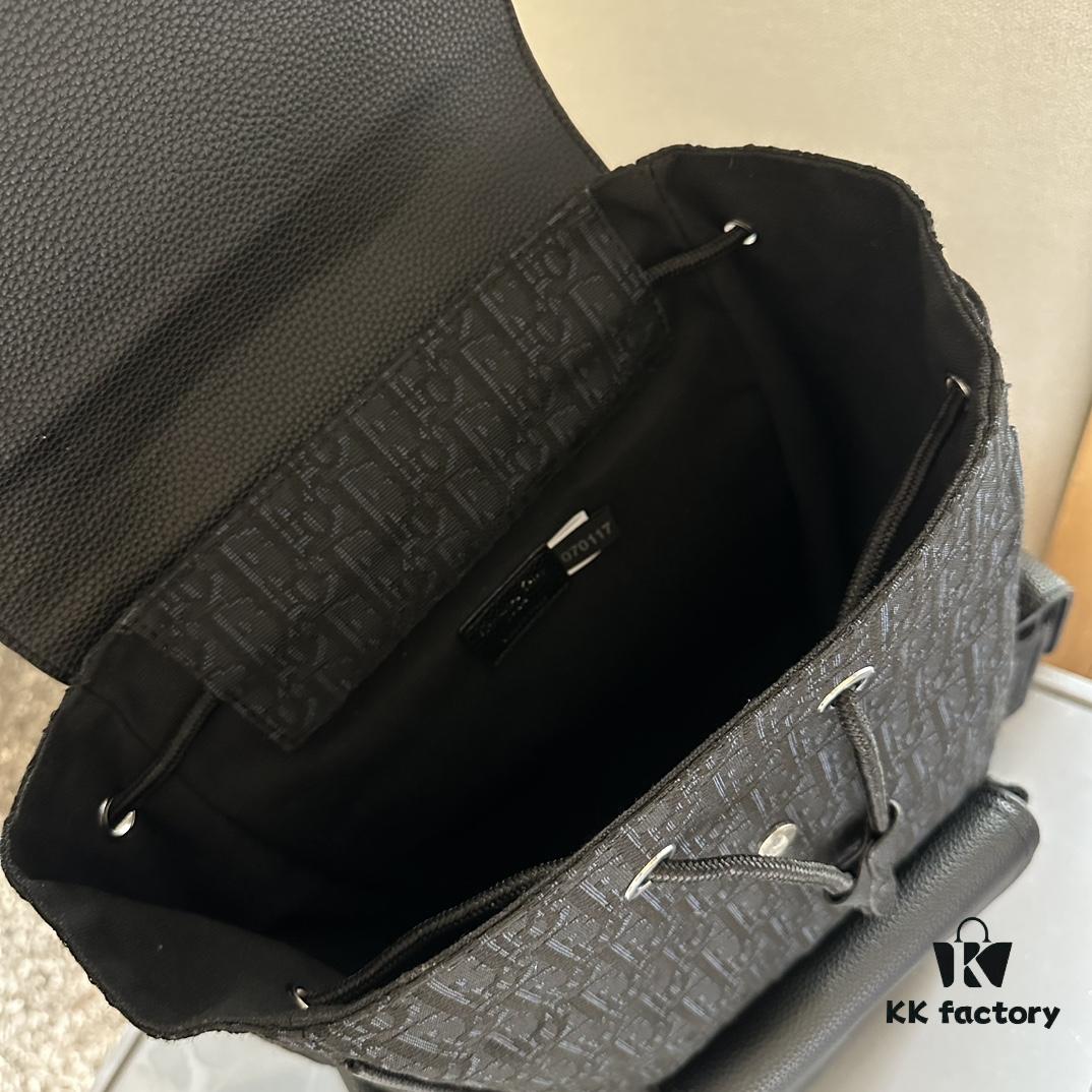 692f11a04ecd253cf1078d83 Dior Men's Backpack