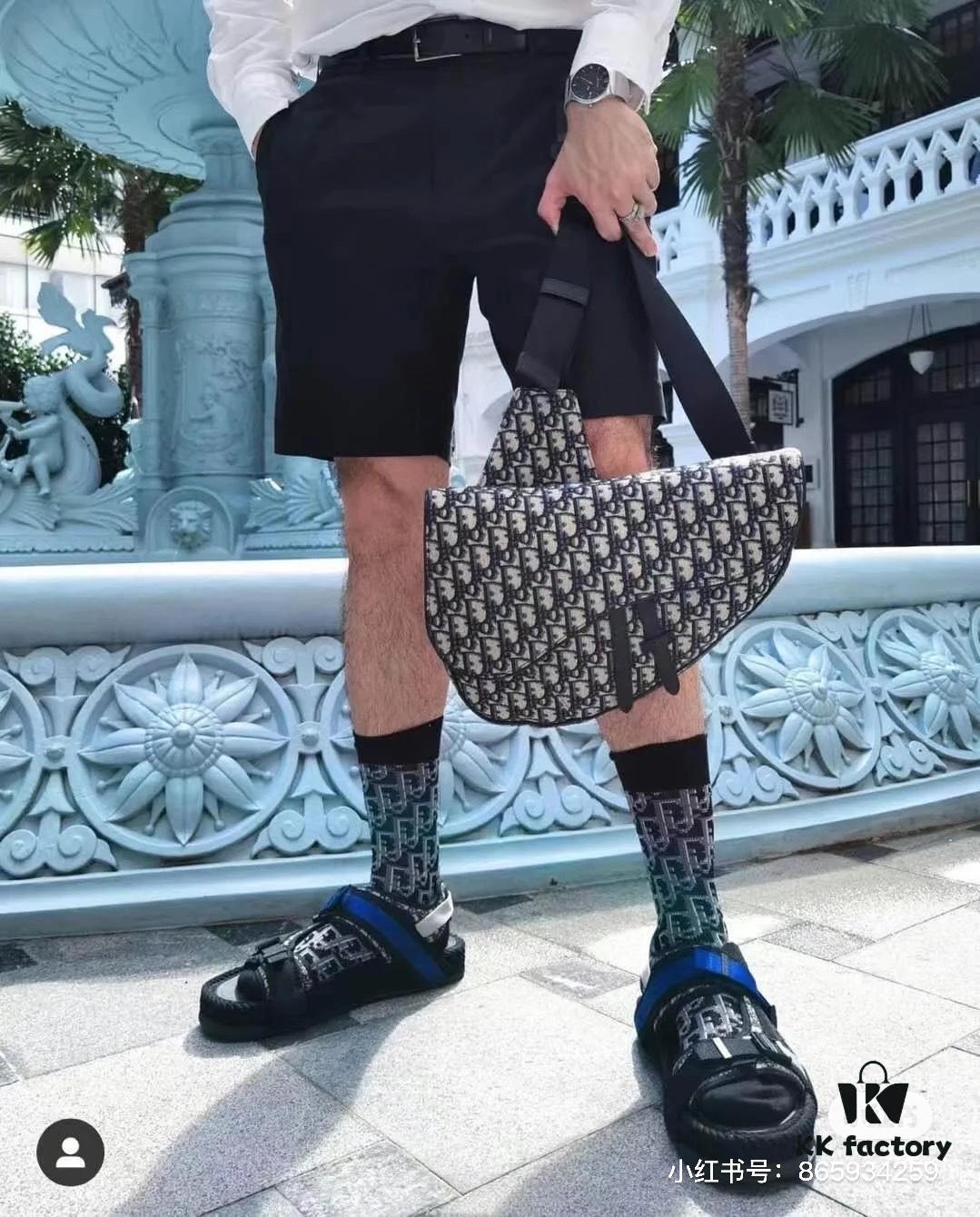 692f11a94ecd253cf1078d95 Xihan | Mechanical Buckle Classic Dior Men's Saddle Bag
