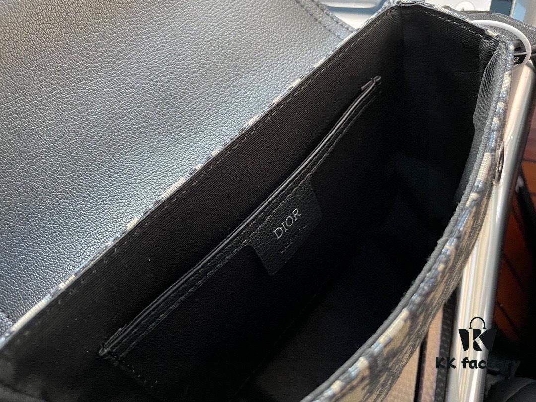692f11b24ecd253cf1078da8 High-End New Arrival 'Dior Saddle' Messenger Bag, Oblique Monogram Embroidered, Premium Imported Canvas Fabric, Men's Crossbody Bag with Clear Logo Hardware, Smooth Zipper, Refined Craftsmanship