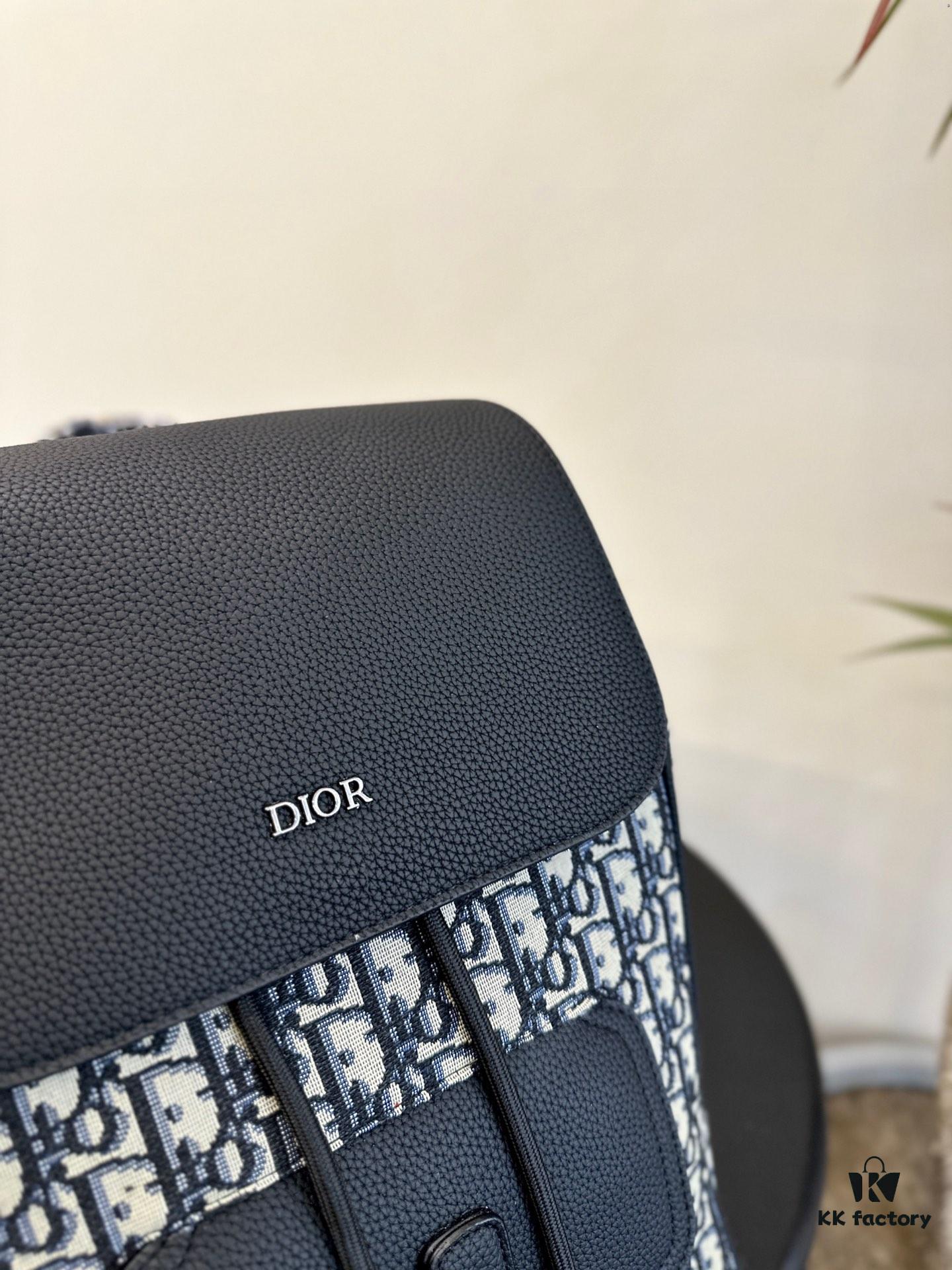 692f11d64ecd253cf1078de7 Dior Men's Backpack