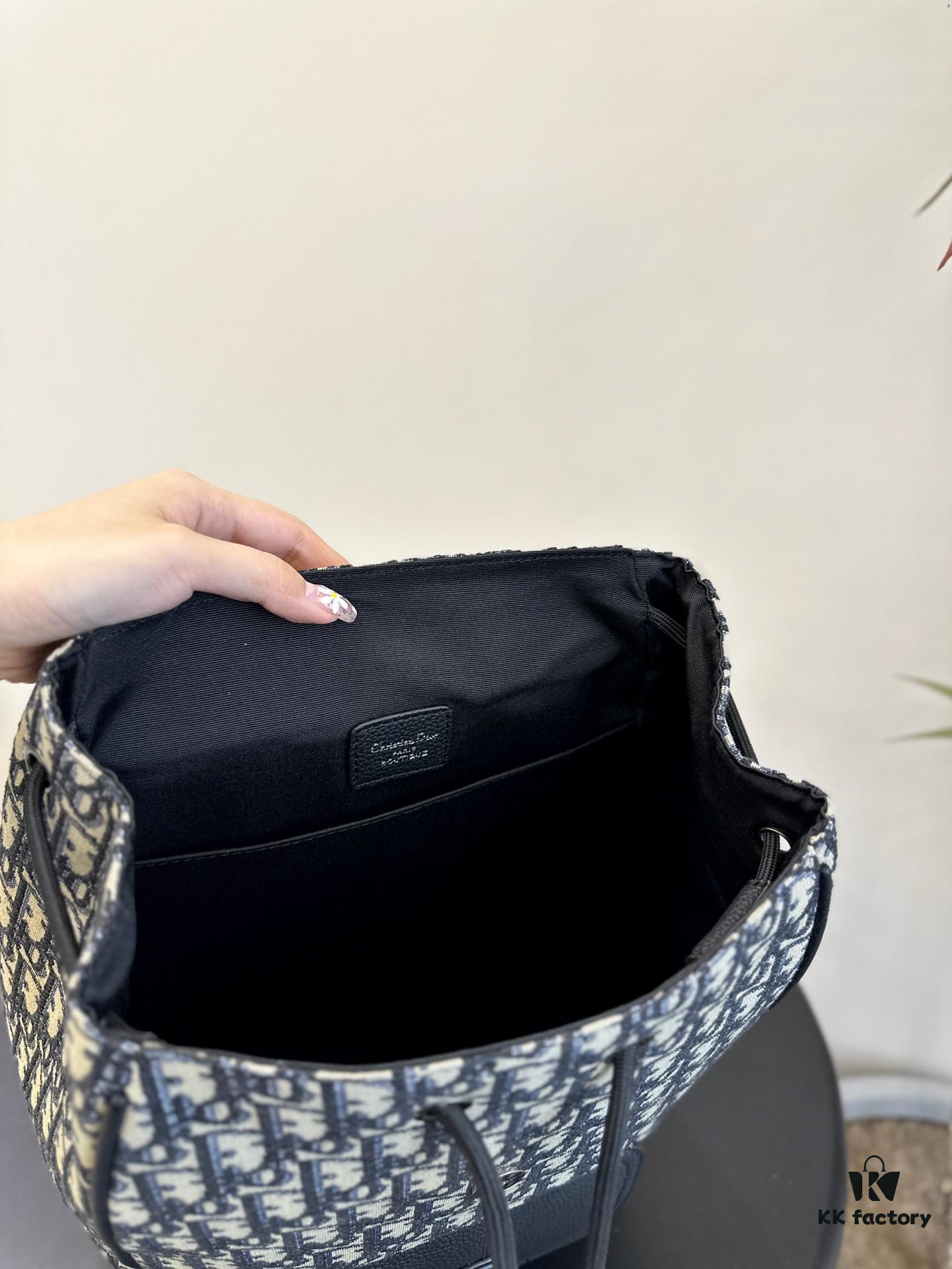 692f11dd4ecd253cf1078df6 Dior Men's Backpack