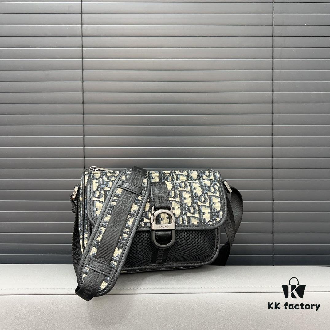 692f11e24ecd253cf1078e01 DIOR AND PARLEY Saddle Bag Unisex Crossbody Bag for Men and Women, Flap Shoulder Bag with Inlay Craftsmanship, Celebrity Must-Have Item