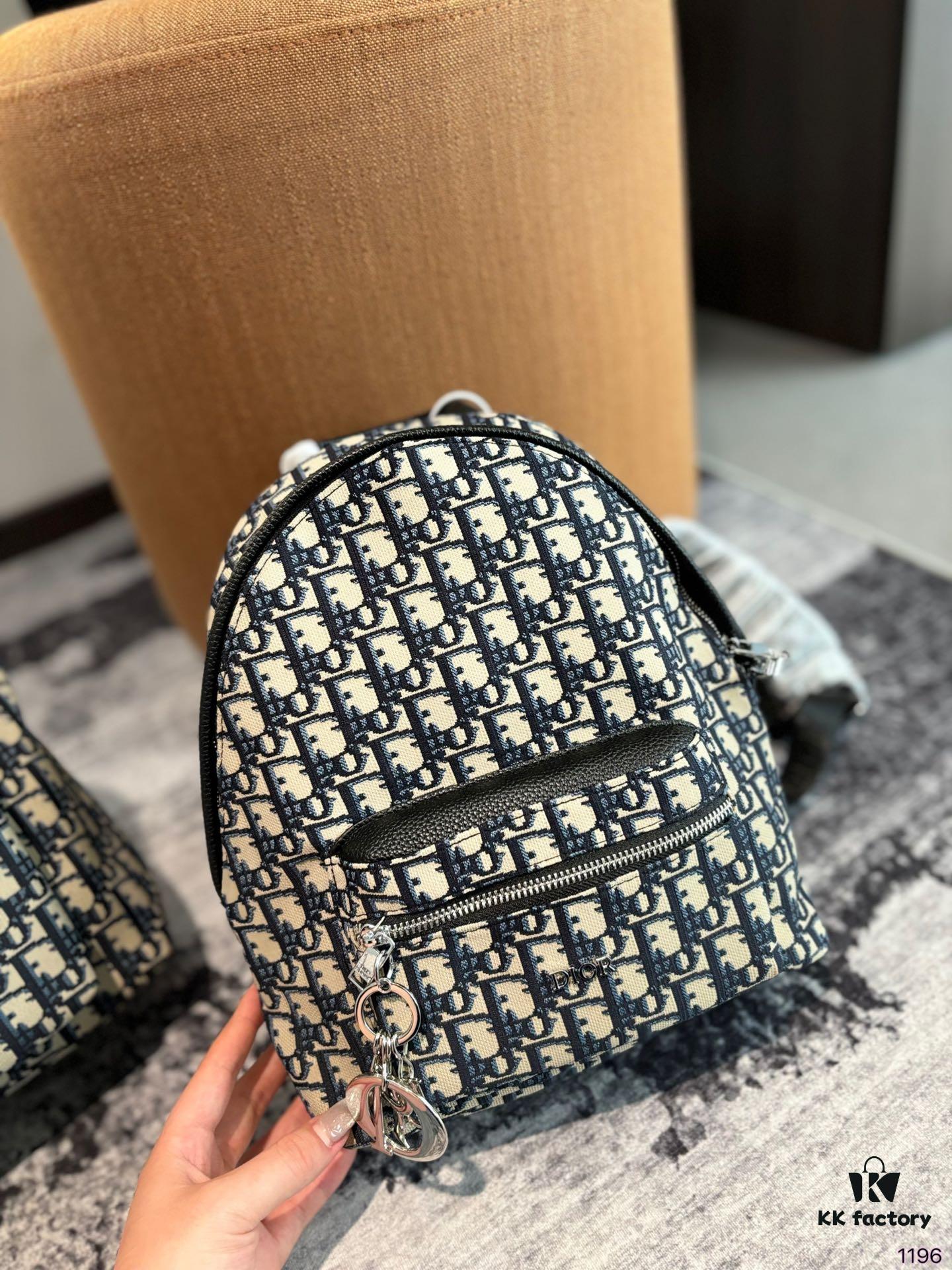 692f12054ecd253cf1078e45 Dior Men's Backpack