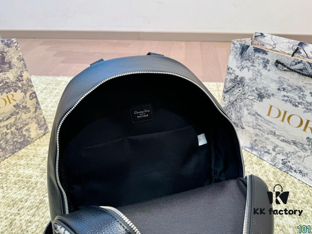 692f12144ecd253cf1078e61 Dior Men's Backpack