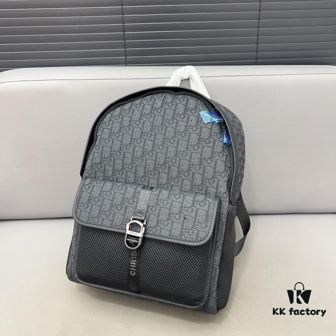 692f12454ecd253cf1078ea4 DIOR Men's Sac à dos 8 Denim Saddle Backpack, Unisex Large-Capacity Bag, Book Bag with Expert Inlay Craftsmanship, Classic and Versatile Design
