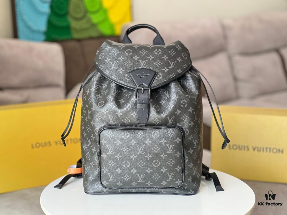 692f12624ecd253cf1078ee0 Full Steel Hardware Hand Feeling Chip Model M46683 Black Flower Backpack Top Original Single This Montsouris Backpack Features Monogram Eclipse Canvas with Cowhide Leather Trims Secured by Drawstring and Magnetic Closure A Large Front Zippered Compartment Ensures Convenient Access to Essentials While Adjustable Shoulder Straps Offer Comfortable Carrying Experience 32.0 x 40.0 x 19.0 cm (L x H x W)