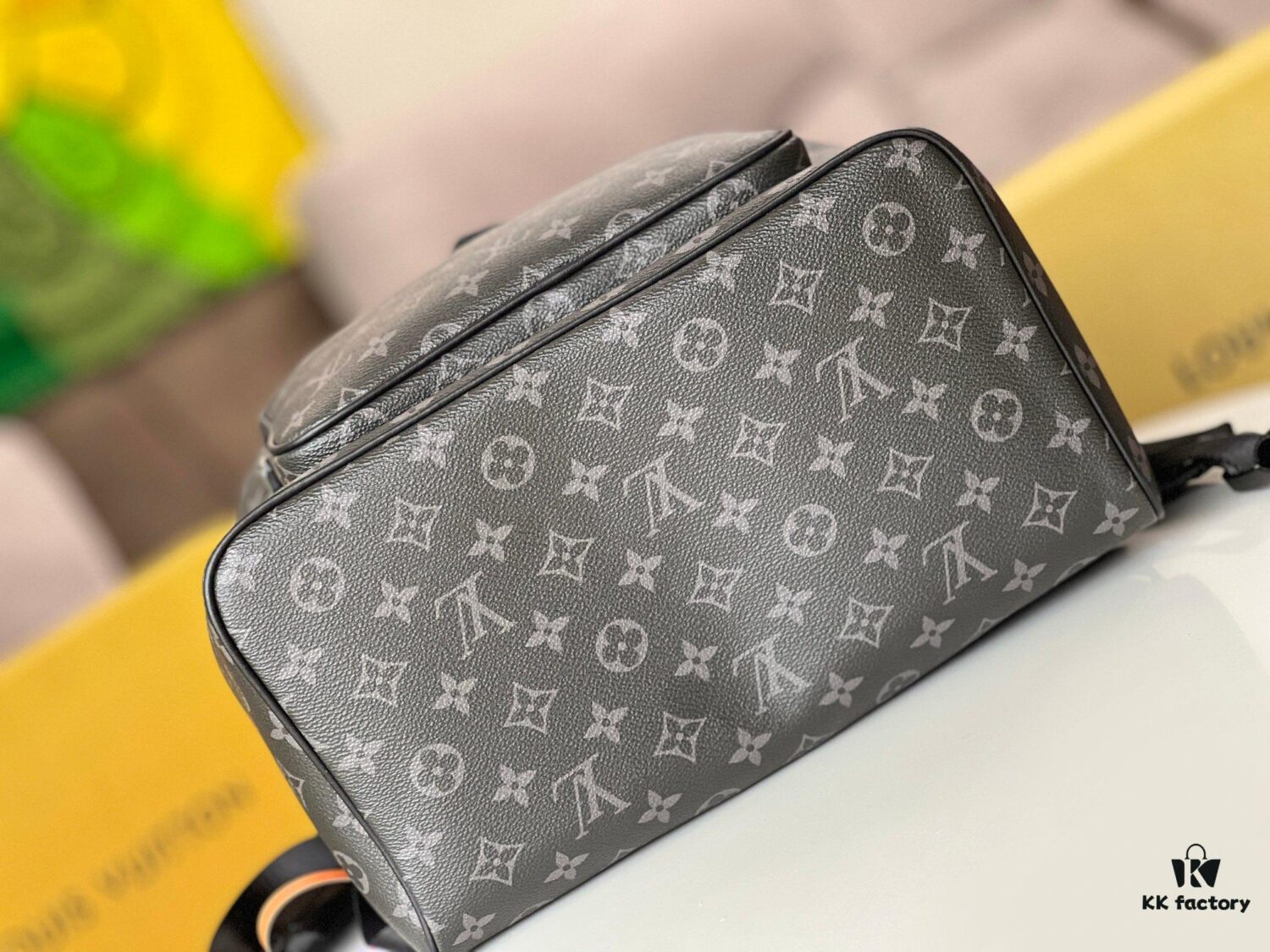 692f12634ecd253cf1078ee3 Full Steel Hardware Hand Feeling Chip Model M46683 Black Flower Backpack Top Original Single This Montsouris Backpack Features Monogram Eclipse Canvas with Cowhide Leather Trims Secured by Drawstring and Magnetic Closure A Large Front Zippered Compartment Ensures Convenient Access to Essentials While Adjustable Shoulder Straps Offer Comfortable Carrying Experience 32.0 x 40.0 x 19.0 cm (L x H x W)
