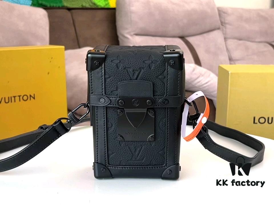 🖤【Top-tier Original Order 😇 Re-encoded Chip】Upgraded Exclusive High-definition Real-shot ✈️ Model: M82070 Embossed Camera Bag