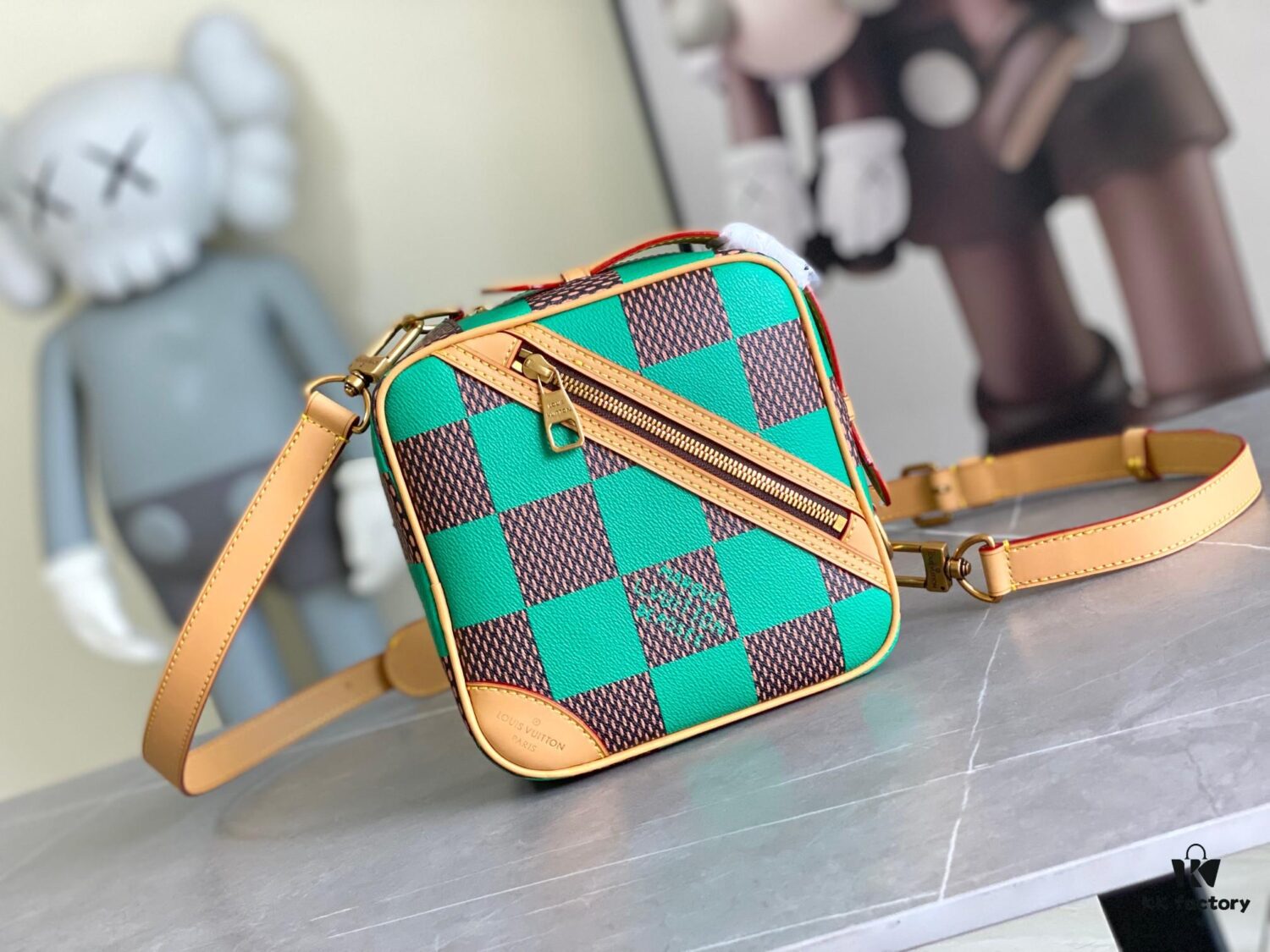 692f12d74ecd253cf1078fa9 LV Square Bag Louis Vuitton 2024 Men's Spring-Summer Collection Orange N40548 Red N40561 Blue N40547 Green N40563 Yellow N40562