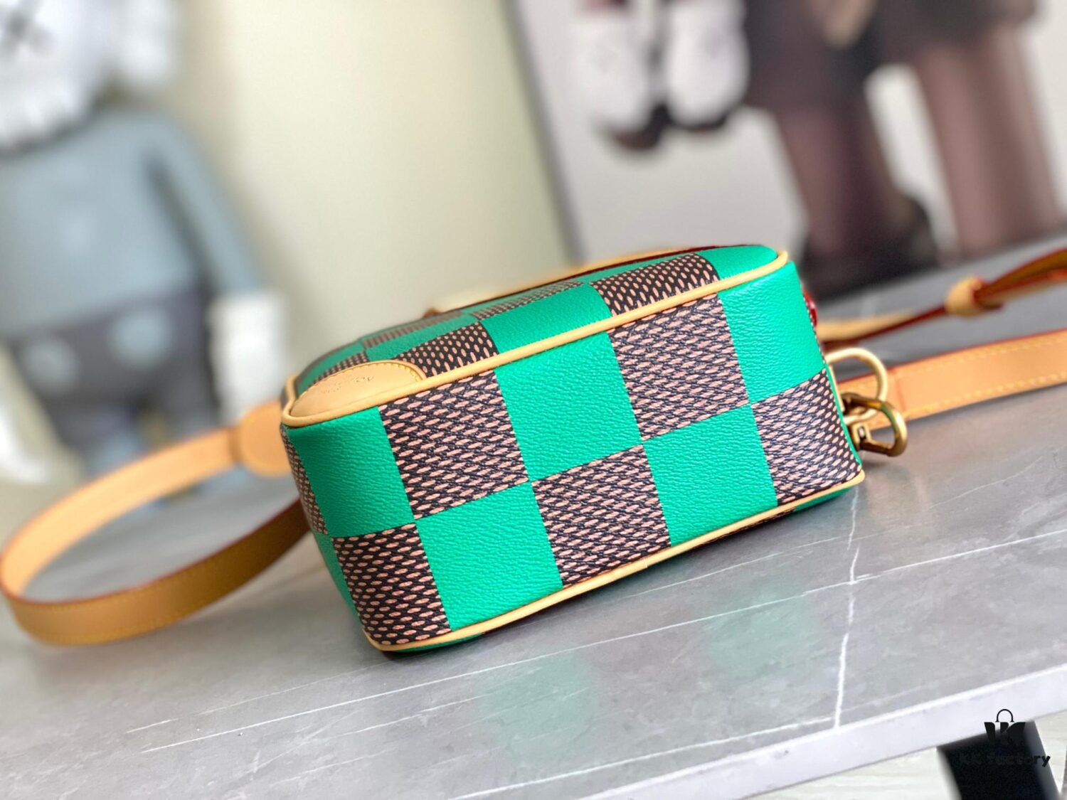 692f12da4ecd253cf1078fad LV Square Bag Louis Vuitton 2024 Men's Spring-Summer Collection Orange N40548 Red N40561 Blue N40547 Green N40563 Yellow N40562