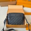 692f12e04ecd253cf1078fb9 Genuine Leather Version LV Men's Three-in-One Black Warrior Trio Messenger Bag