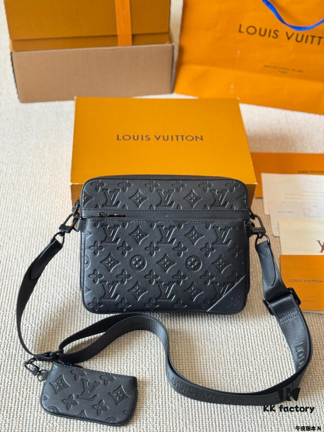 692f12e04ecd253cf1078fbb Genuine Leather Version LV Men's Three-in-One Black Warrior Trio Messenger Bag