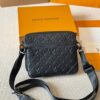 692f12e14ecd253cf1078fbc Genuine Leather Version LV Men's Three-in-One Black Warrior Trio Messenger Bag