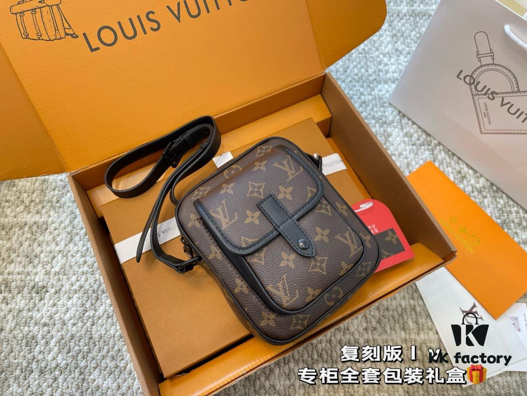 692f12e34ecd253cf1078fc1 LV CHRISTOPHER Men's Crossbody Camera Bag, Mini Messenger Bag, Phone Pouch, High-Capacity Replica Airplane Box