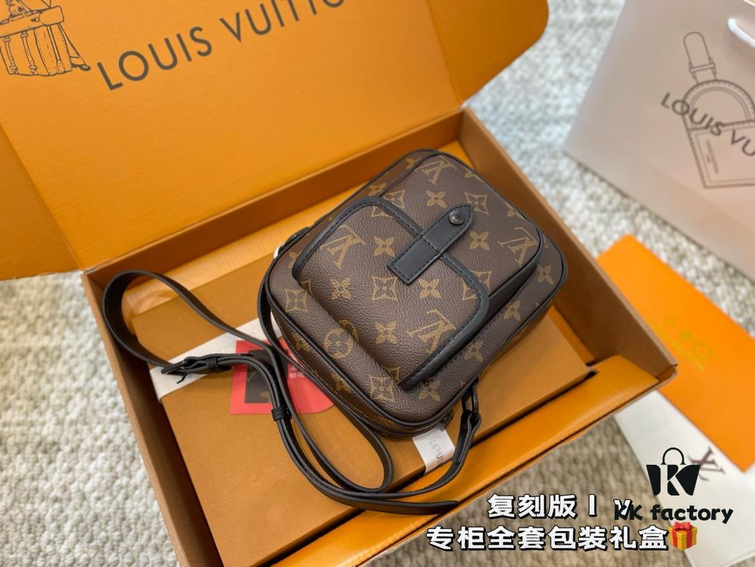 692f12e64ecd253cf1078fc8 LV CHRISTOPHER Men's Crossbody Camera Bag, Mini Messenger Bag, Phone Pouch, High-Capacity Replica Airplane Box