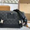 692f12e94ecd253cf1078fcf LV Messenger Bag Top Replica Fashionable Men's Crossbody Bag for Everyday Use