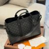 692f12ee4ecd253cf1078fd6 LV Men's Business Bag Casual Briefcase