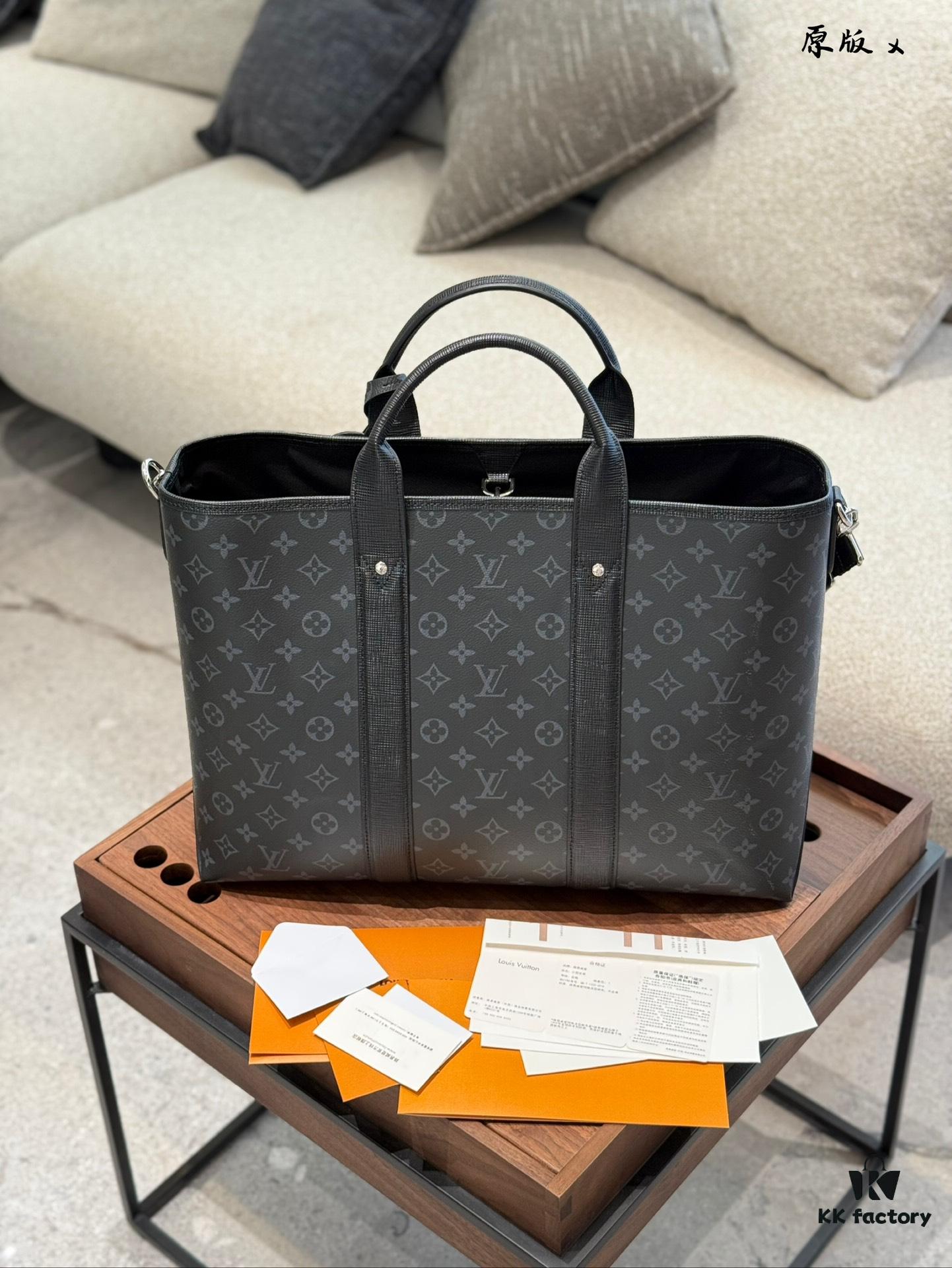 692f12f04ecd253cf1078fd9 LV Men's Business Bag Casual Briefcase