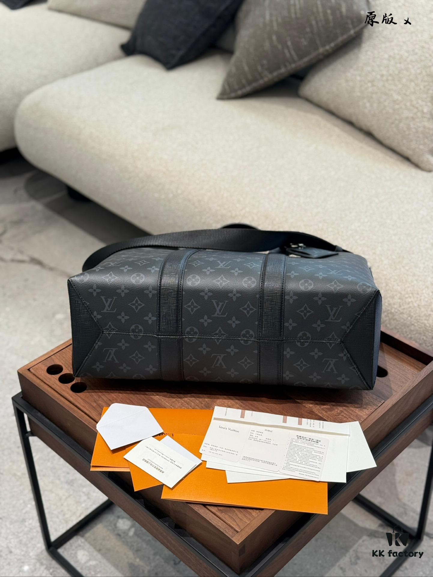 692f12f64ecd253cf1078fe1 LV Men's Business Bag Casual Briefcase