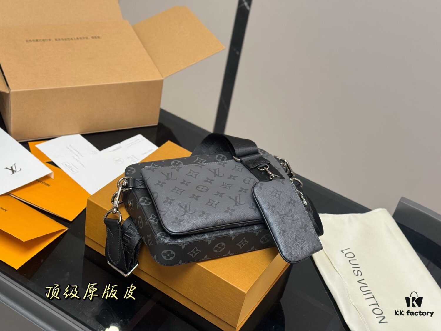 692f12f84ecd253cf1078fe6 Foldable Box Airplane Box LV Men's Three-in-One Bag with Multiple Carrying Combinations
