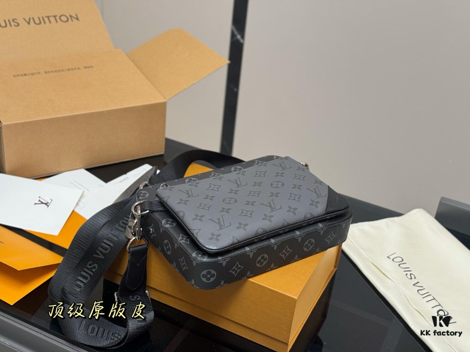 692f12fc4ecd253cf1078fec Foldable Box Airplane Box LV Men's Three-in-One Bag with Multiple Carrying Combinations