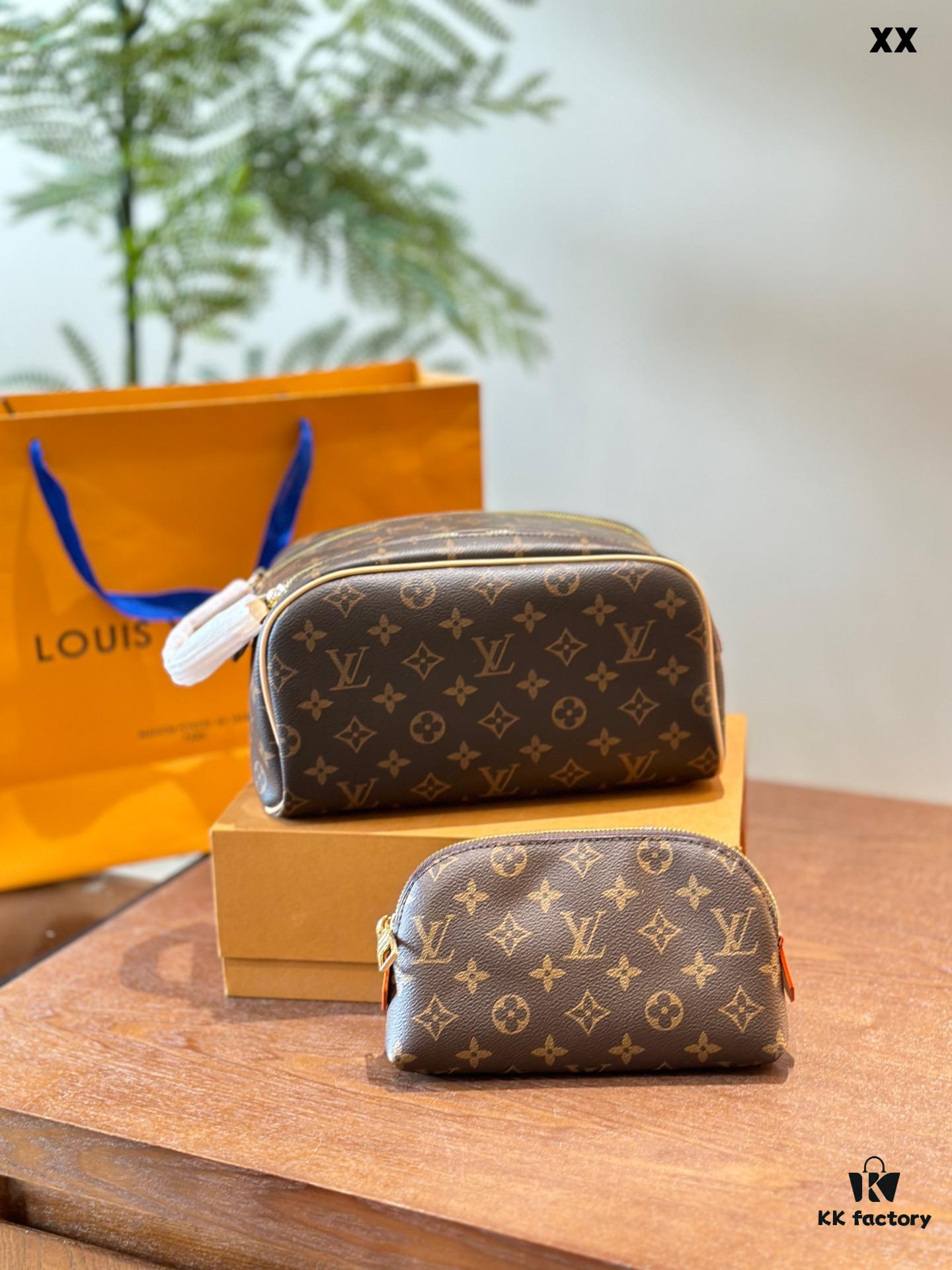 692f13484ecd253cf1079077 Color-Changing Cowhide LV Fashion Cosmetic Bag, Dual-Zip Design, Classic Monogram, Imported Original PVC Material, Size: 27x13cm