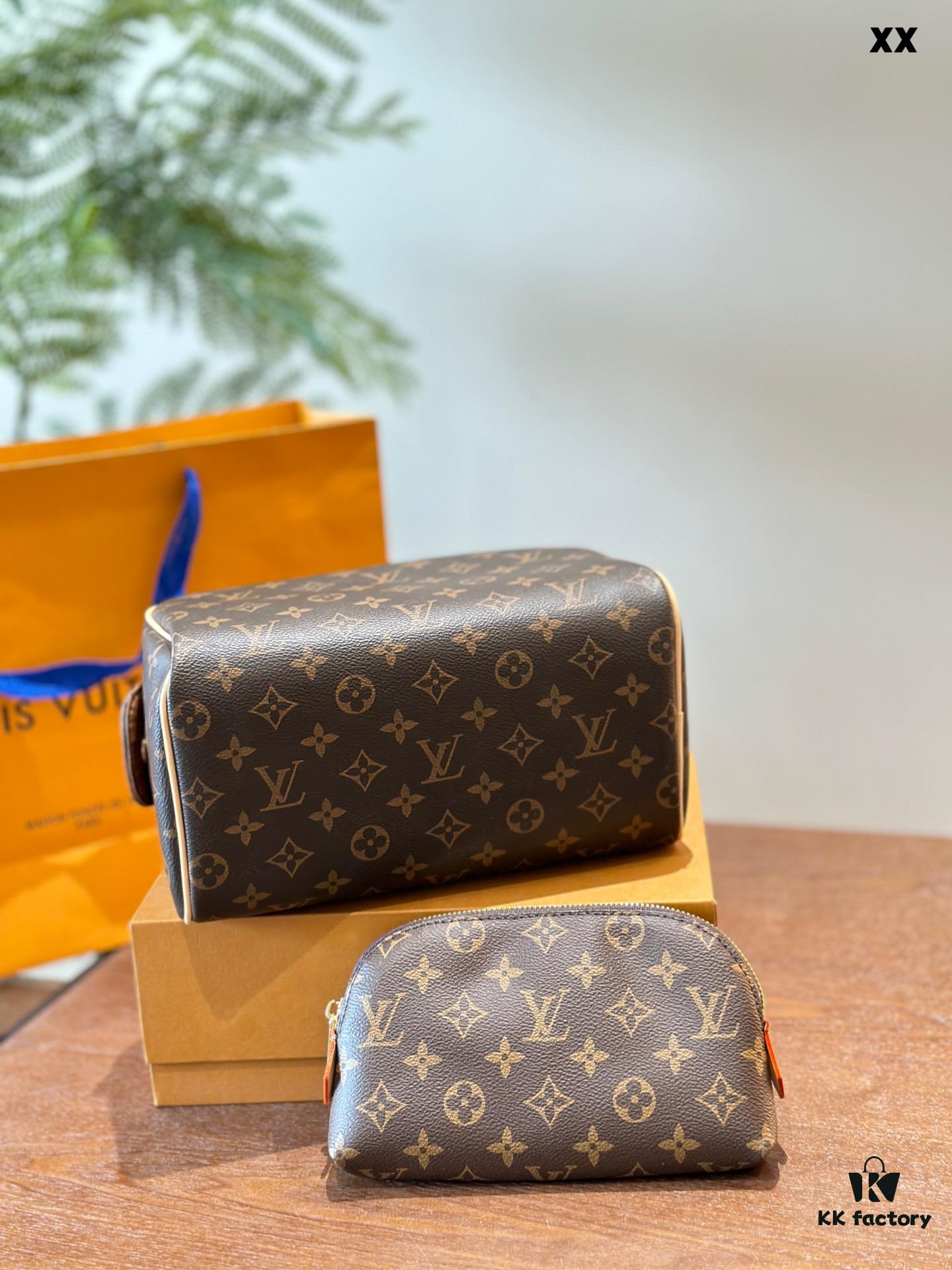 692f134a4ecd253cf107907e Color-Changing Cowhide LV Fashion Cosmetic Bag, Dual-Zip Design, Classic Monogram, Imported Original PVC Material, Size: 27x13cm