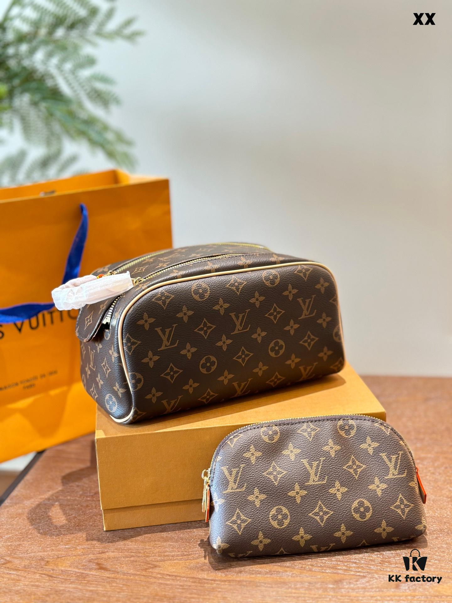 692f134a4ecd253cf107907f Color-Changing Cowhide LV Fashion Cosmetic Bag, Dual-Zip Design, Classic Monogram, Imported Original PVC Material, Size: 27x13cm