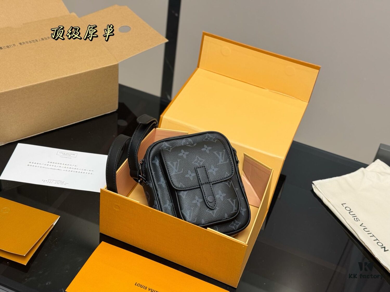 Foldable Box Airplane Box for LV Men's Camera Bag 25ss, God-Level Style!