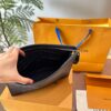 692f13734ecd253cf10790d1 LV Men's Clutch Bag