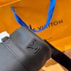 692f13764ecd253cf10790d9 LV KEEPALL Black Men's Crossbody Bag for Men OOTD