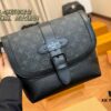 692f13c34ecd253cf1079189 LV Men's Messenger Bag VOYAGER Foldable Box Plane Box Size: 25*22cm